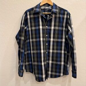 Roundtree & Yorke Blue and Black Checkered Shirt